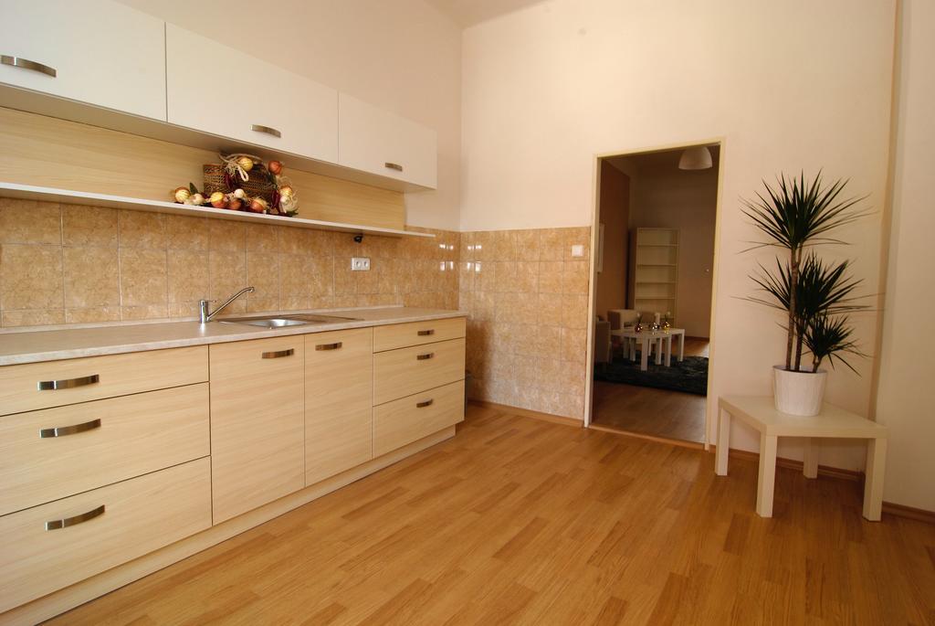 Fontana Pizzeria - Pension Ceske Budejovice Chambre photo
