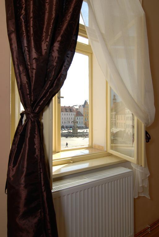 Fontana Pizzeria - Pension Ceske Budejovice Chambre photo