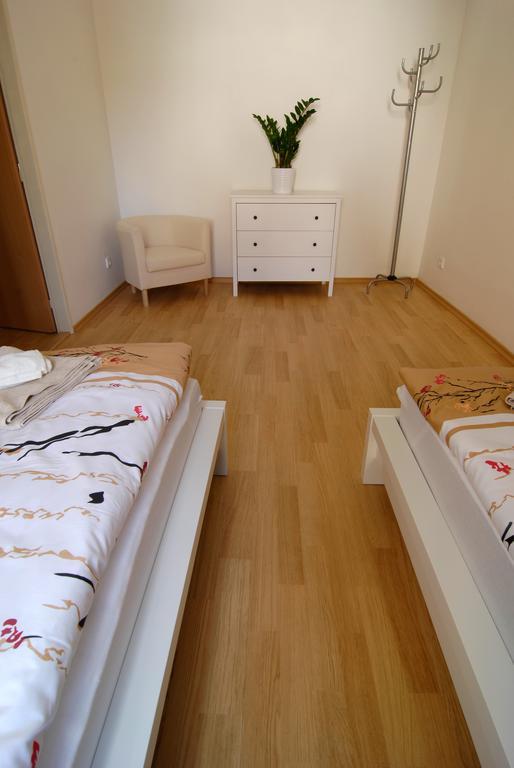 Fontana Pizzeria - Pension Ceske Budejovice Chambre photo