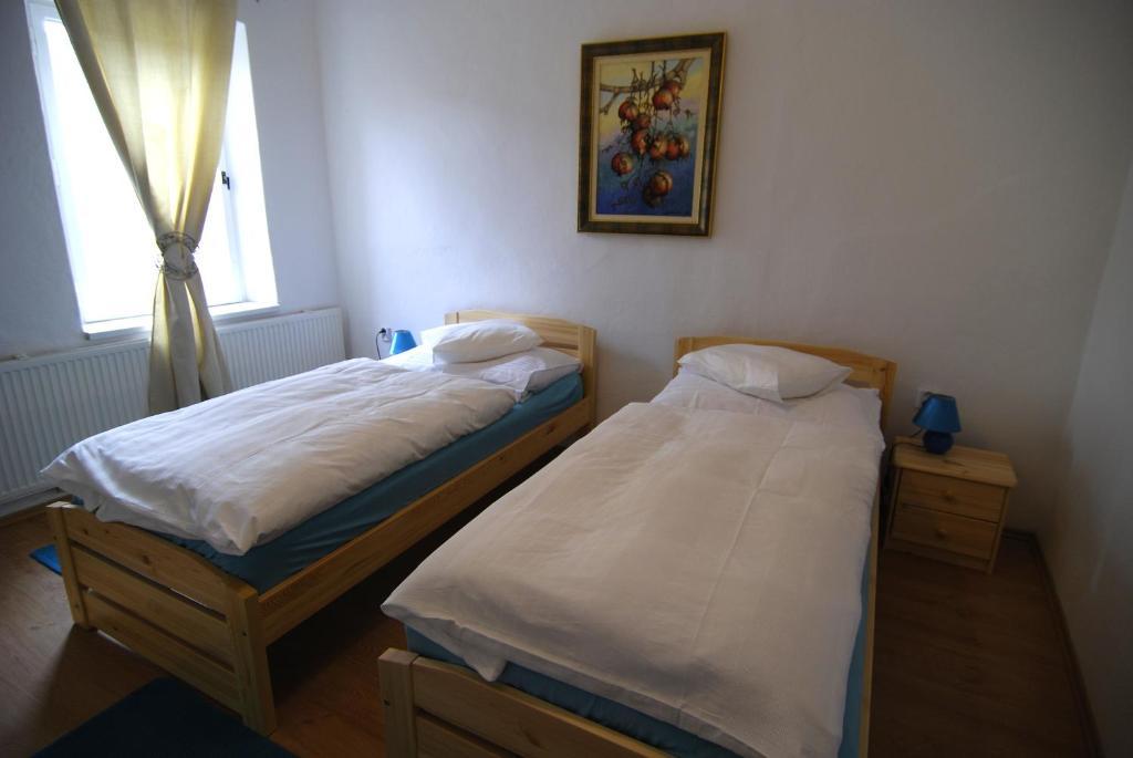 Fontana Pizzeria - Pension Ceske Budejovice Chambre photo